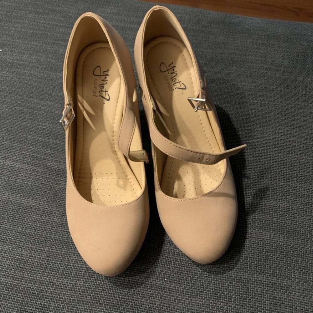 Women's Beige Heels